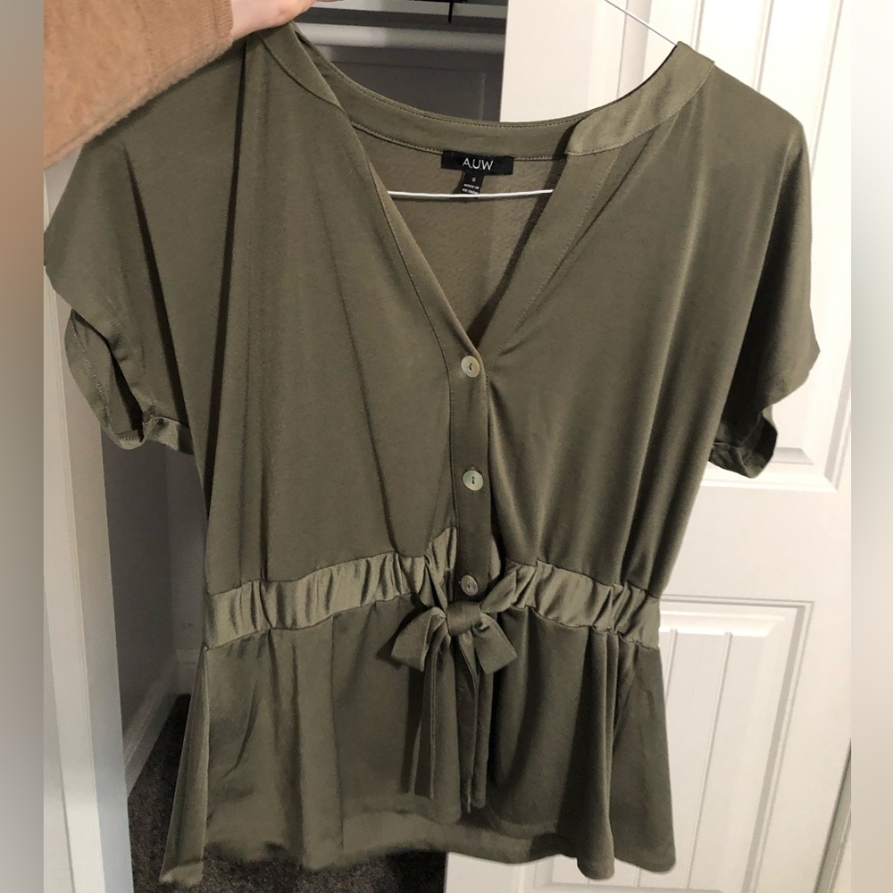 AUW Blouse